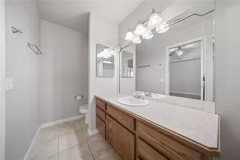Bath - 3979 Eagle Rock Rd, Kingman, AZ 86409 photo 1 of 4