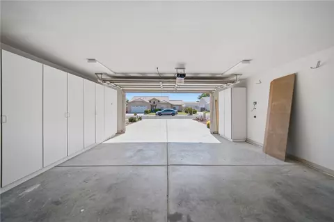 Entry Way - 3979 Eagle Rock Rd, Kingman, AZ 86409 photo 4 of 4