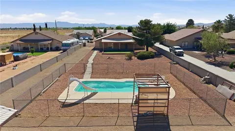 View/Area - 3979 Eagle Rock Rd, Kingman, AZ 86409 photo 2 of 5
