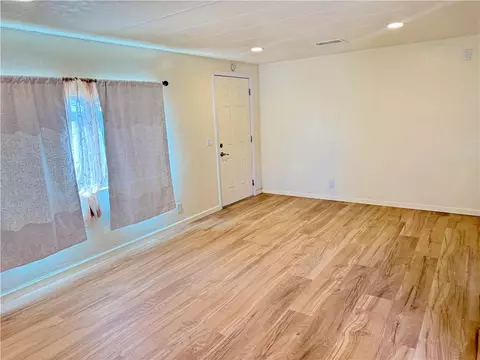 855 E Beverly Ave, Kingman, AZ 86409 photo 3
