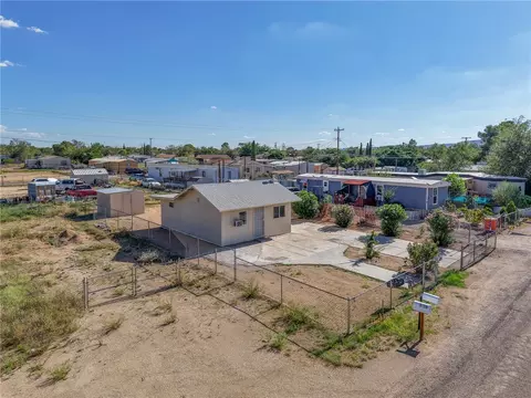 View/Area - 3910 E Lum Ave, Kingman, AZ 86409 photo 3 of 8