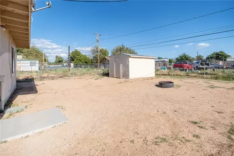 Exterior - 3910 E Lum Ave, Kingman, AZ 86409 photo 2 of 7