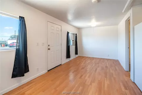Living - 3910 E Lum Ave, Kingman, AZ 86409 photo 3 of 4