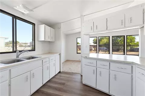 3214 E Ames Ave, Kingman, AZ 86409 photo 9