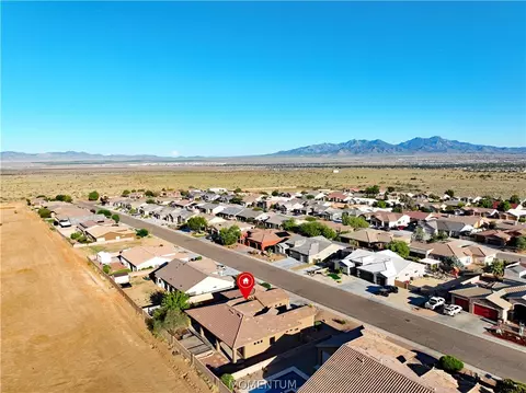View/Area - 1539 E Blue Flame St, Kingman, AZ 86409 photo 3 of 8