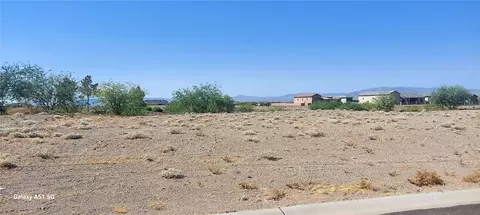 2472 E Calle Madrid, Fort Mohave, AZ 86426