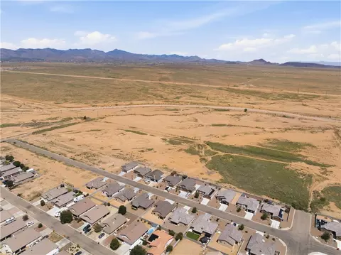 000 Carver Ave, Kingman, AZ 86409 photo 10