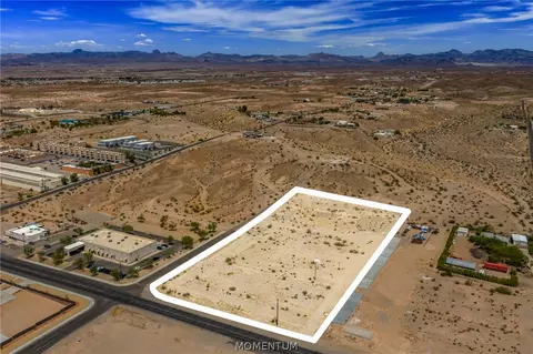 220-15 167e Miracle Mile, Bullhead City, AZ 86442