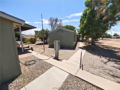 Exterior - 1240 Birch Dr, Kingman, AZ 86409 photo 9 of 9