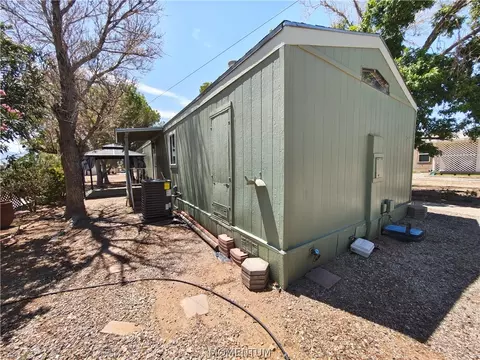 Exterior - 1240 Birch Dr, Kingman, AZ 86409 photo 8 of 9