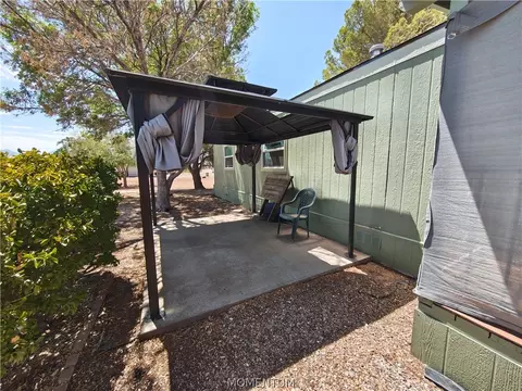 Exterior - 1240 Birch Dr, Kingman, AZ 86409 photo 3 of 9