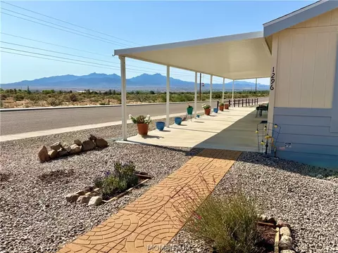 1296 E Citrus Dr, Kingman, AZ 86409 photo 3