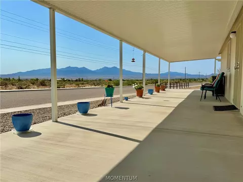 1296 E Citrus Dr, Kingman, AZ 86409 photo 4