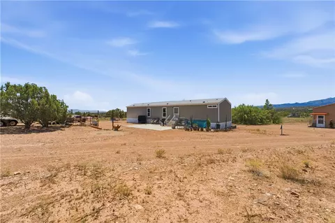 10501 E Blake Ranch Rd, Kingman, AZ 86401 photo 10