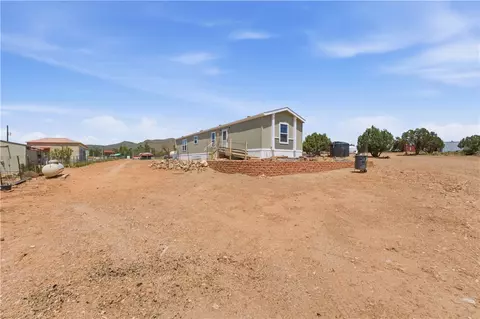 10501 E Blake Ranch Rd, Kingman, AZ 86401 photo 3