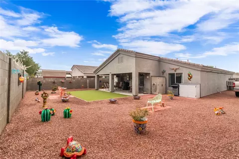 Exterior - 3950 E Suffock Ave, Kingman, AZ 86409 photo 7 of 8