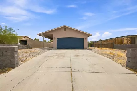 562 Palo Verde Dr, Bullhead City, AZ 86442