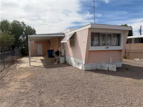 560 Silver Ln, Bullhead City, AZ 86442