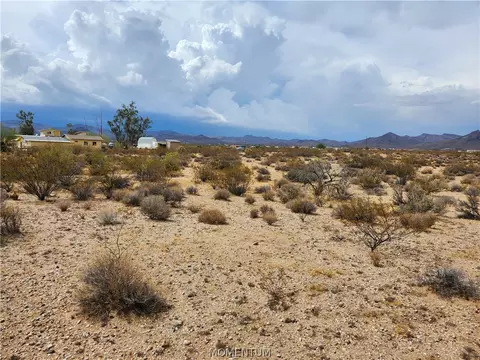 339-14 213 N Cv, Golden Valley, AZ 86413