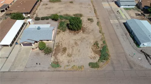 8112 S Aspen Dr, Mohave Valley, AZ 86440
