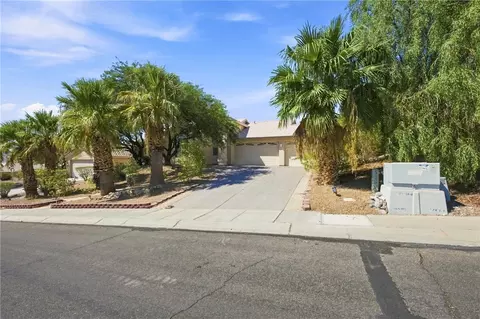 2071 Jo Ann Ave, Bullhead City, AZ 86442