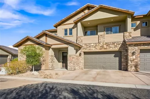 1330 Scout Trl, Bullhead City, AZ 86429