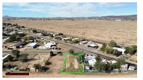 3525 E Bluebird Ln, Kingman, AZ 86409