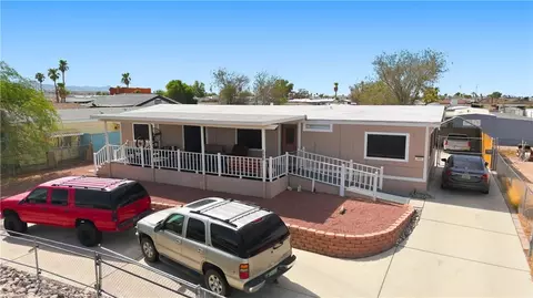 896 Terrace Dr, Bullhead City, AZ 86442