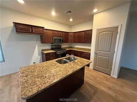 Kitchen - 3268 E Double O Dr, Kingman, AZ 86409 photo 2 of 4