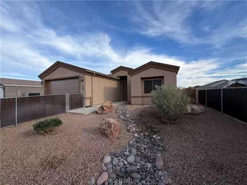 Exterior - 3268 E Double O Dr, Kingman, AZ 86409 photo 3 of 11