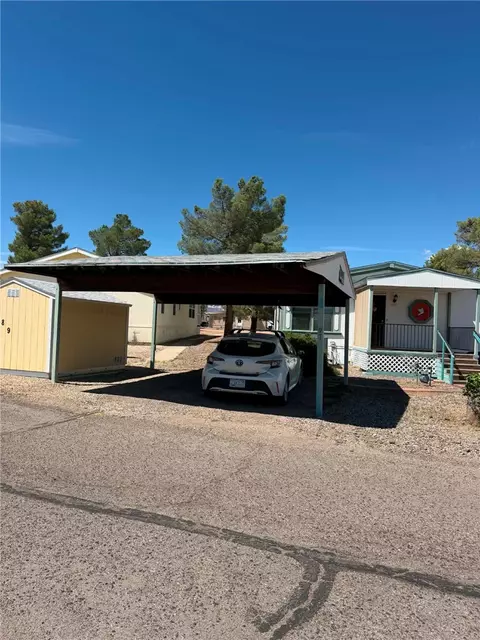 1197 E Aralia Dr, Kingman, AZ 86409 photo 3
