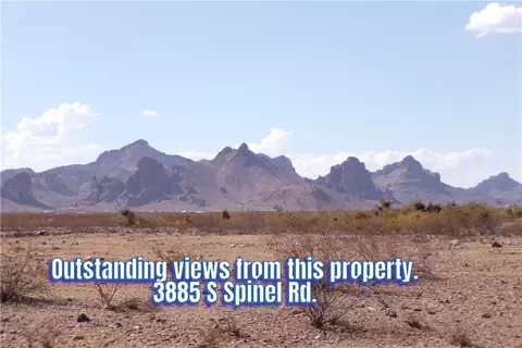 3885 S Spinel Rd, Golden Valley, AZ 86413