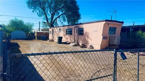 2114 Balboa Dr, Bullhead City, AZ 86442
