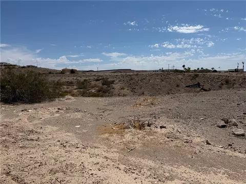 2116 N Oatman Rd, Bullhead City, AZ 86442