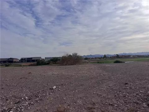2109 E Calle La Reina, Fort Mohave, AZ 86426