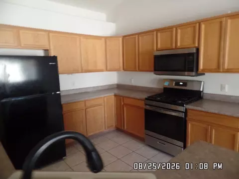 Kitchen - 3935 E Lass Ave, Kingman, AZ 86409 photo 4 of 4