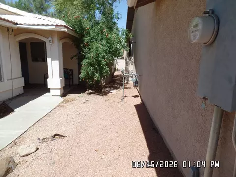 Exterior - 3935 E Lass Ave, Kingman, AZ 86409 photo 8 of 13
