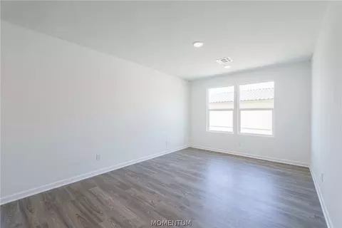 Living - 7635 E Sugarloaf St, Kingman, AZ 86401 photo 5 of 5