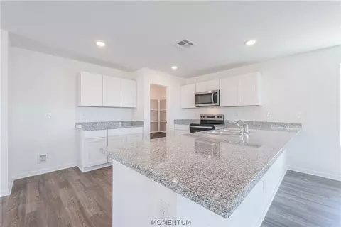 Kitchen - 7635 E Sugarloaf St, Kingman, AZ 86401 photo 2 of 2