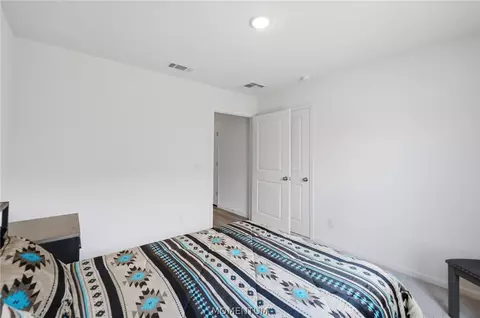 Bedroom - 3466 E Ames Ave, Kingman, AZ 86409 photo 4 of 6