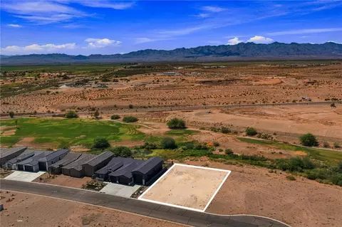 6399 S Calle Serena, Fort Mohave, AZ 86426
