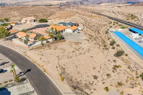 863 Florence Ave, Bullhead City, AZ 86429