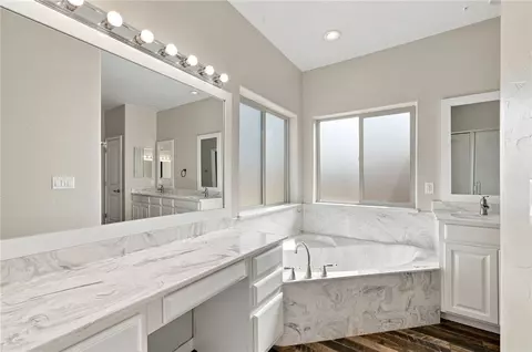 Bath - 3561 Bolero Ave, Kingman, AZ 86401 photo 2 of 5