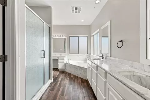 Bath - 3561 Bolero Ave, Kingman, AZ 86401 photo 3 of 5