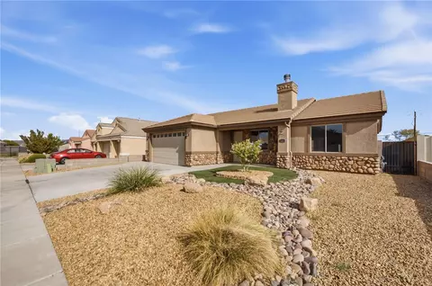 Exterior - 3561 Bolero Ave, Kingman, AZ 86401 photo 2 of 5