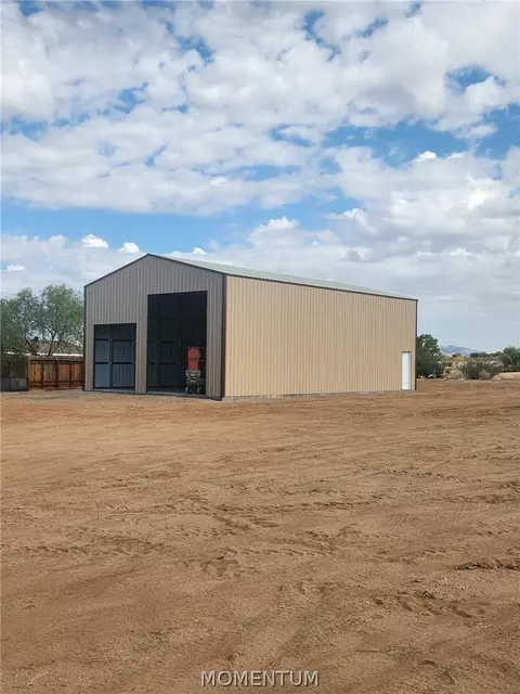 4515 W Scott Dr, Golden Valley, AZ 86413