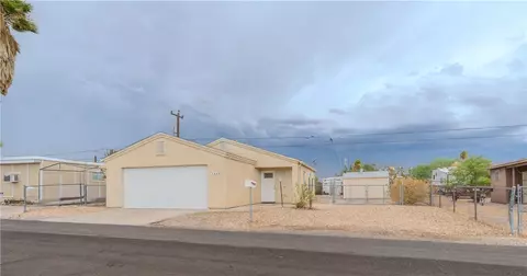 1840 Granada Dr, Bullhead City, AZ 86442