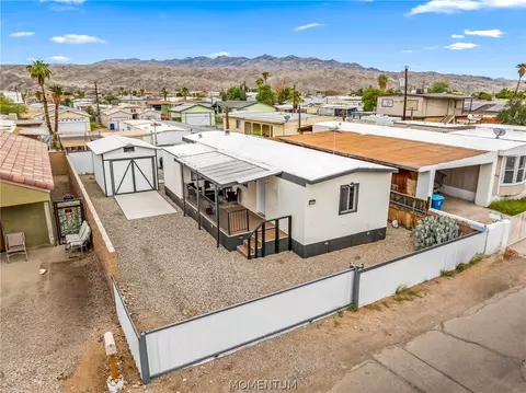 1867 Montclair Dr, Bullhead City, AZ 86442