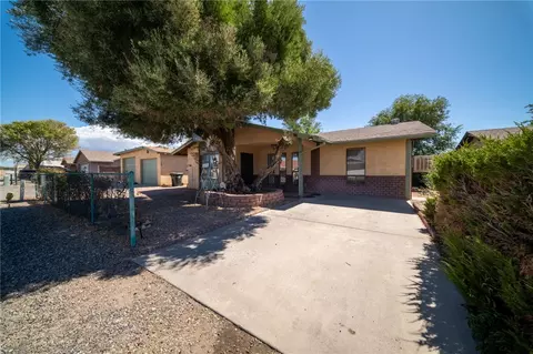 2034 Chicago Ave, Kingman, AZ 86401