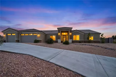 3770 Hualapai Mountain Rd, Kingman, AZ 86401